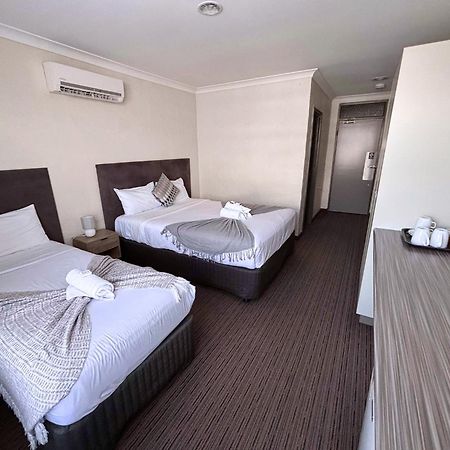 Prince Of Wales Hotel, Bunbury Exterior foto